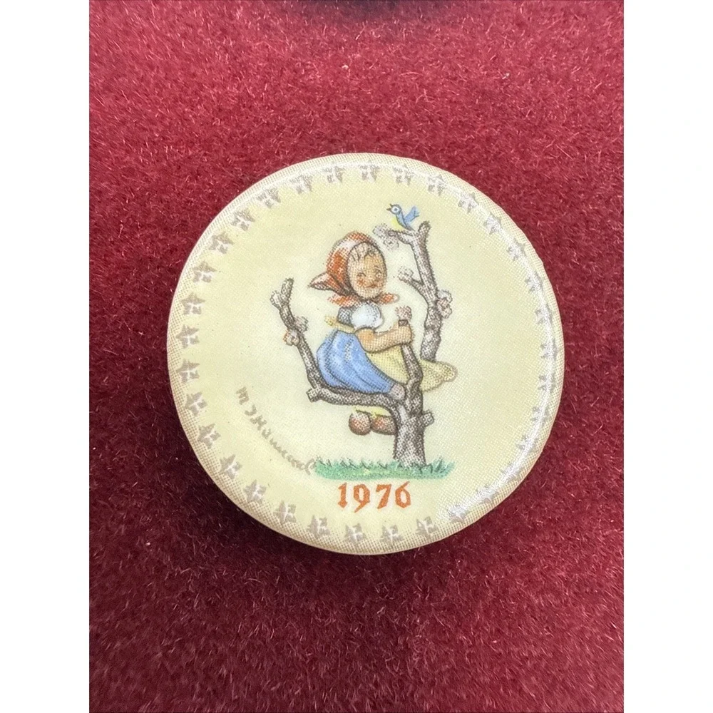 MJ Hummel Miniature Collectors Plates 1971 - 1976, Lot Of 6